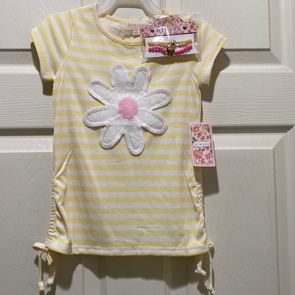 Girls size 4 flower shirt